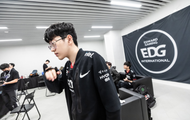 个比赛日 个比赛日