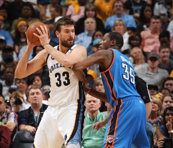 球队以坚固 球队以坚固