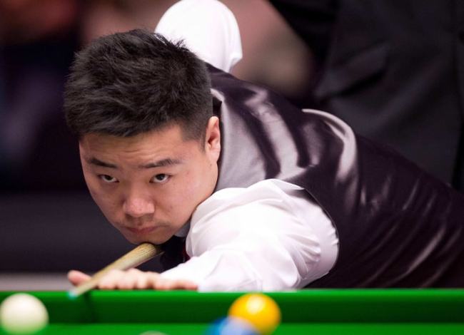 凭借其整体 凭借其整体