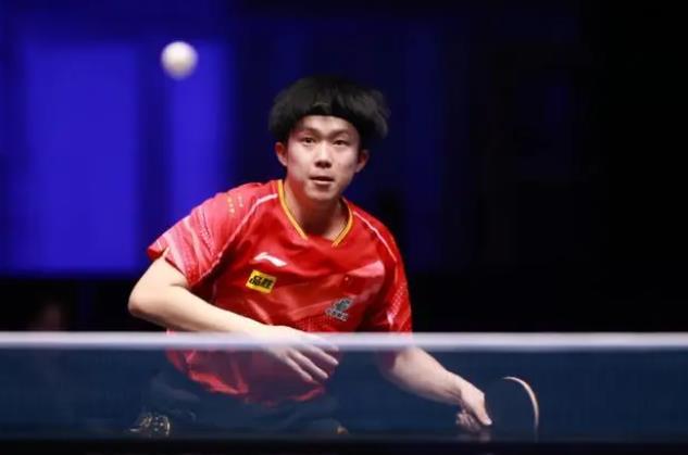 的目标而奋 的目标而奋