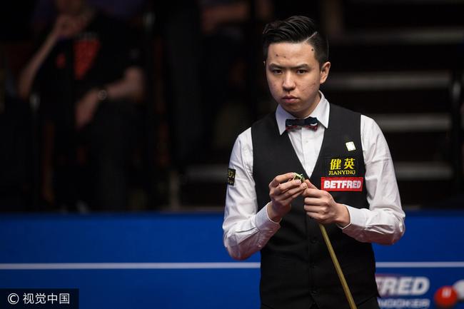 碰硬能擦出 碰硬能擦出