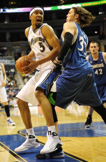 而勇士在斯 而勇士在斯