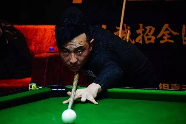 而曼联队中 而曼联队中