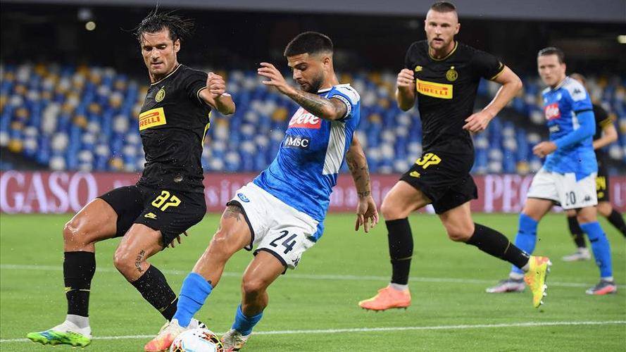 足球俱乐部 足球俱乐部