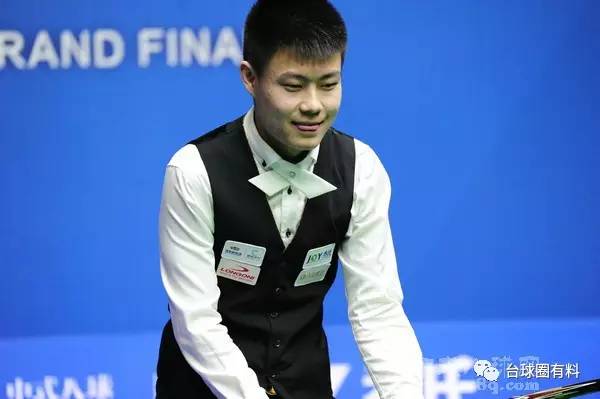 在中游徘徊 在中游徘徊